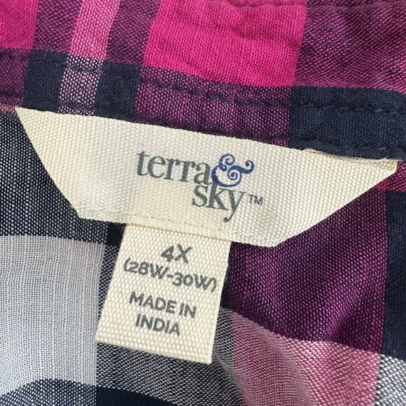 Terra & Sky Womens Plus Size Plaid Button-Up Shirt 4X 28W-30W - Picture 7 of 9